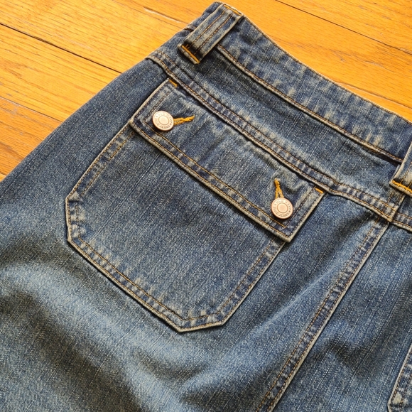 Denim Skirt Retro Style Old Navy Sz 14 100%Cotton..patch pockets & front slit - Picture 13 of 14